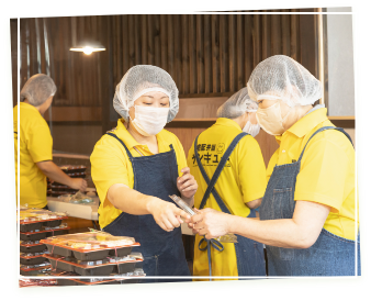 法人向け弁当の製造の風景
